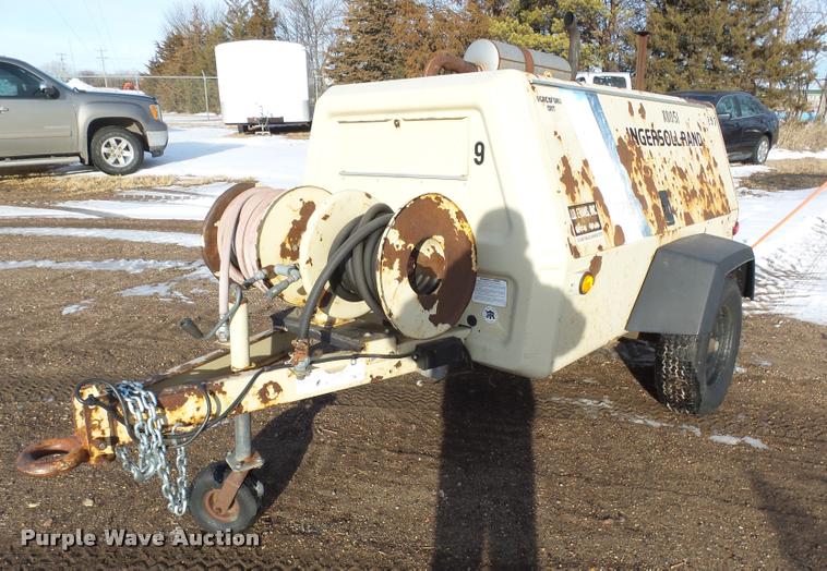 image for item AL9011 1996 Ingersoll Rand P175WJD air compressor