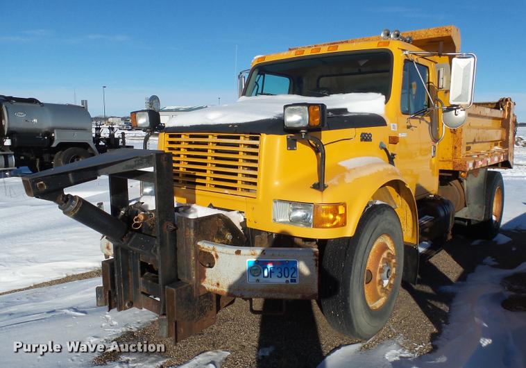 image for item AL9018 1995 International 4700 dump truck