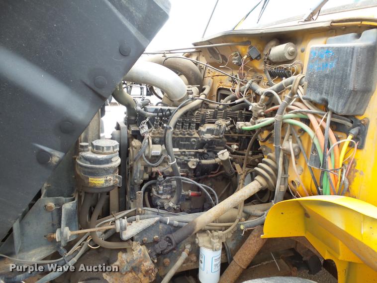 image for item AL9018 1995 International 4700 dump truck