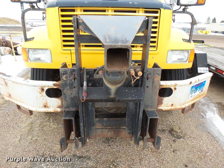 image for item AL9018 1995 International 4700 dump truck