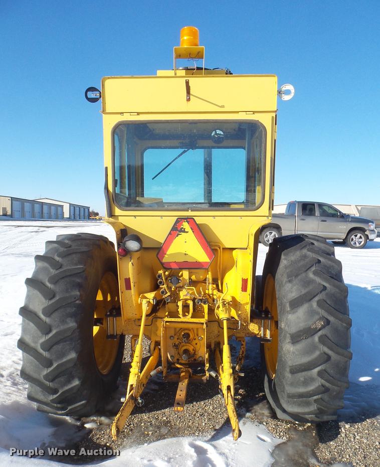 image for item DA7522 1997 Case IH 4210 tractor