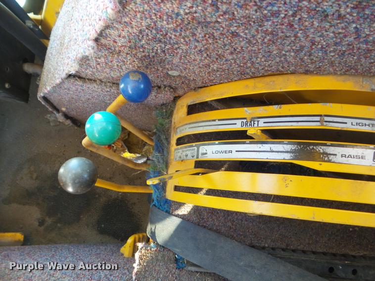 image for item DA7522 1997 Case IH 4210 tractor