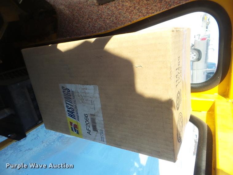 image for item DA7522 1997 Case IH 4210 tractor