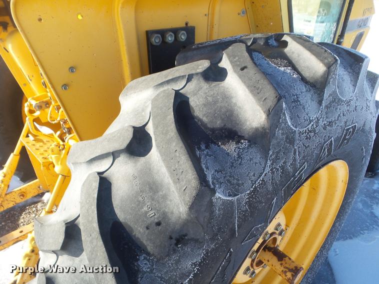 image for item DA7522 1997 Case IH 4210 tractor