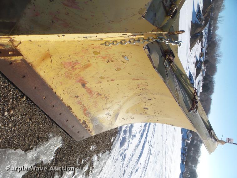 image for item DA7523 Burch V-blade snow plow