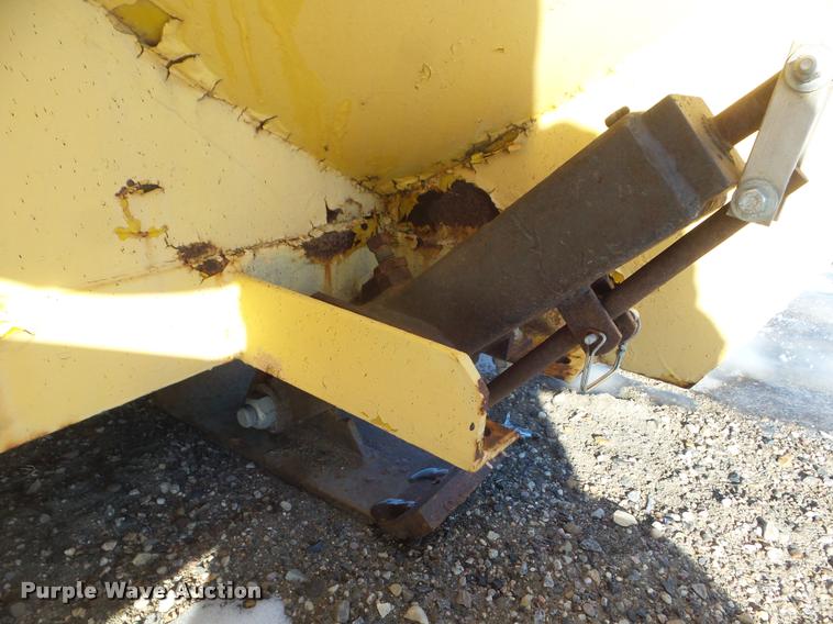 image for item DA7523 Burch V-blade snow plow