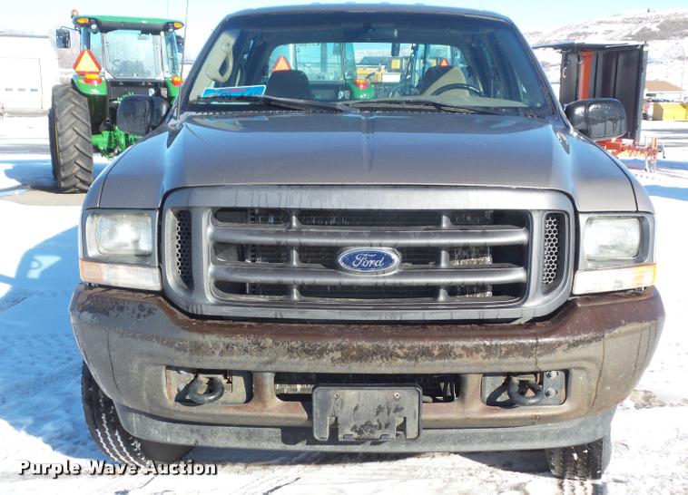image for item DA7526 2002 Ford F250 Super Duty Crew Cab pickup truck