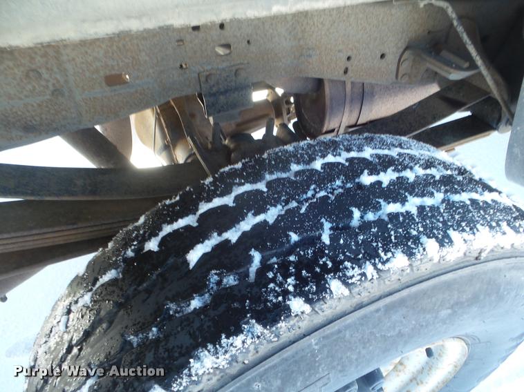 image for item DA7526 2002 Ford F250 Super Duty Crew Cab pickup truck