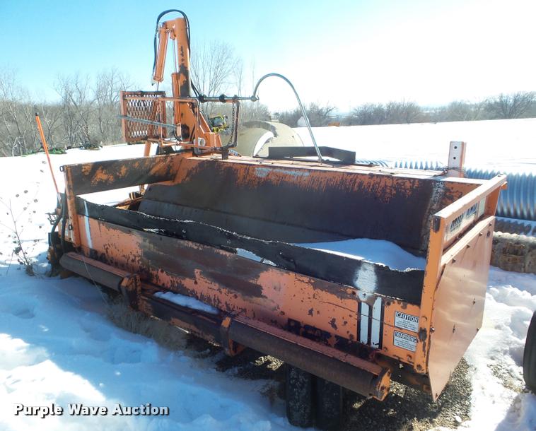 image for item DA7528 2001 Midland WA road widener shoulder machine