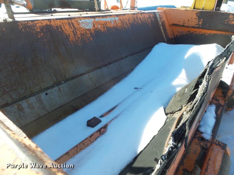 image for item DA7528 2001 Midland WA road widener shoulder machine