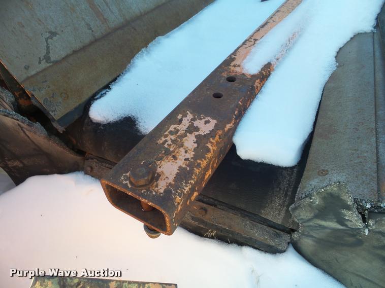 image for item DA7528 2001 Midland WA road widener shoulder machine