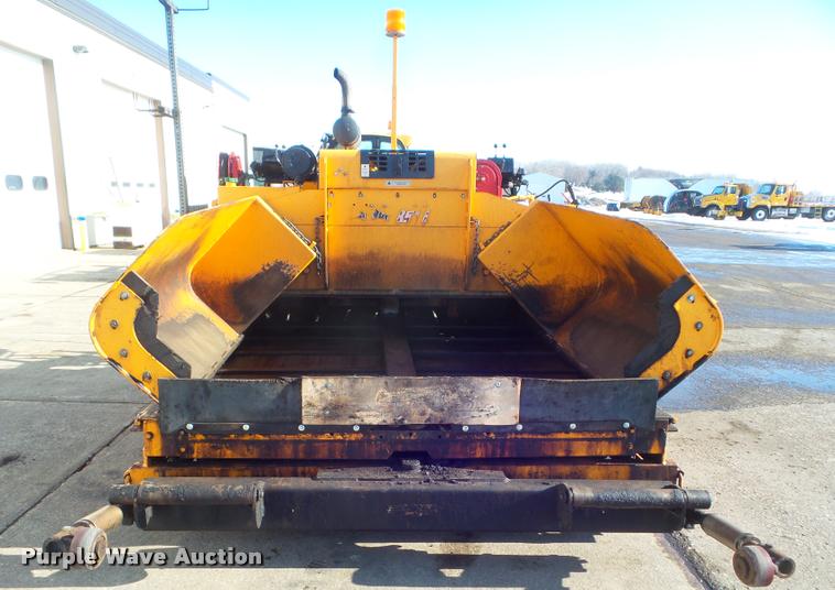 image for item DA7529 Lee Boy L8515R paver