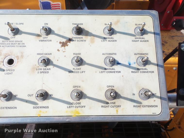 image for item DA7529 Lee Boy L8515R paver