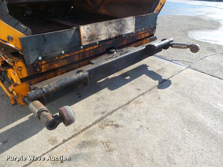 image for item DA7529 Lee Boy L8515R paver