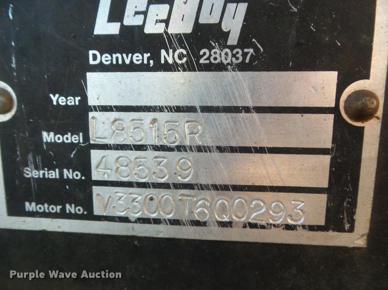 image for item DA7529 Lee Boy L8515R paver