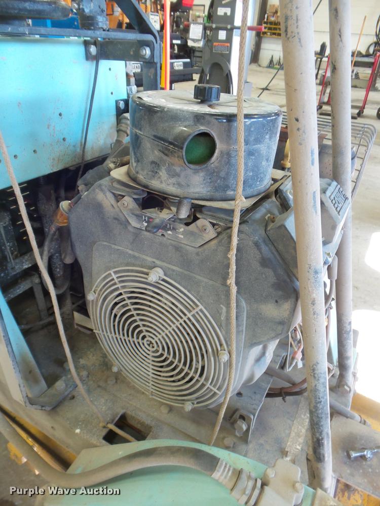 image for item DA7530 2003 Target Econoline 2 concrete saw