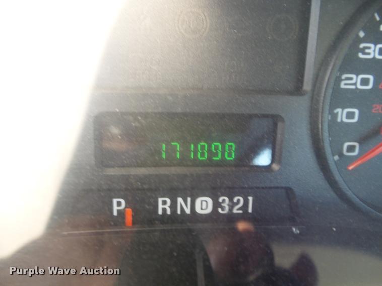 image for item DA7533 2005 Ford F250 Super Duty Crew Cab pickup truck