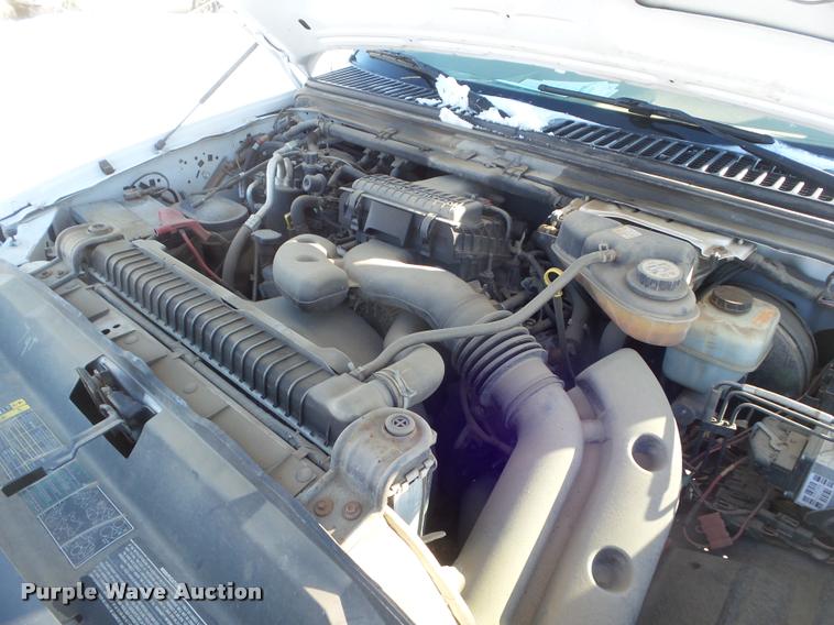 image for item DA7533 2005 Ford F250 Super Duty Crew Cab pickup truck