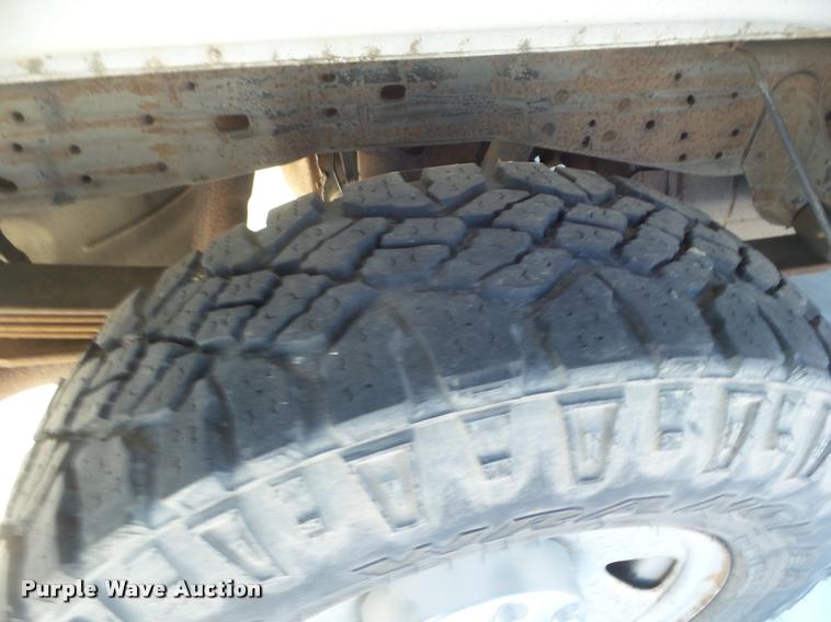 image for item DA7533 2005 Ford F250 Super Duty Crew Cab pickup truck