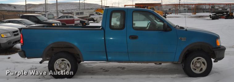 image for item L5151 1998 Ford F150 SuperCab pickup truck