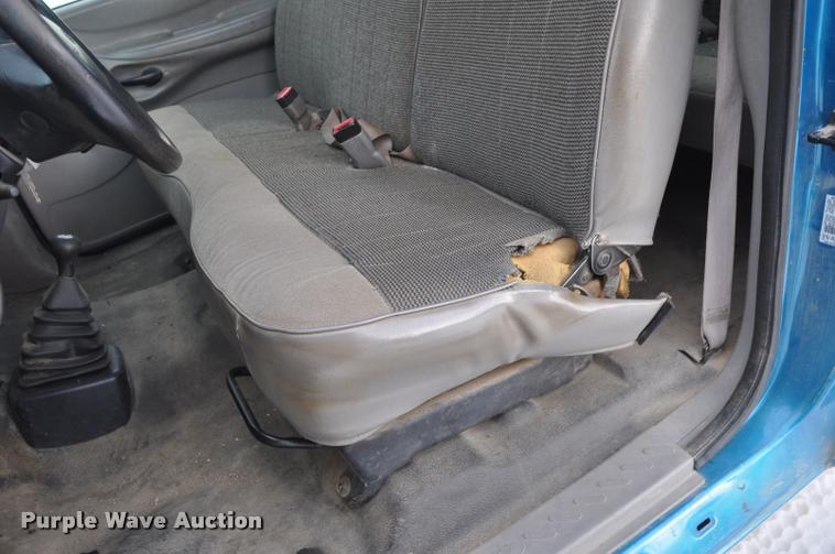 image for item L5151 1998 Ford F150 SuperCab pickup truck