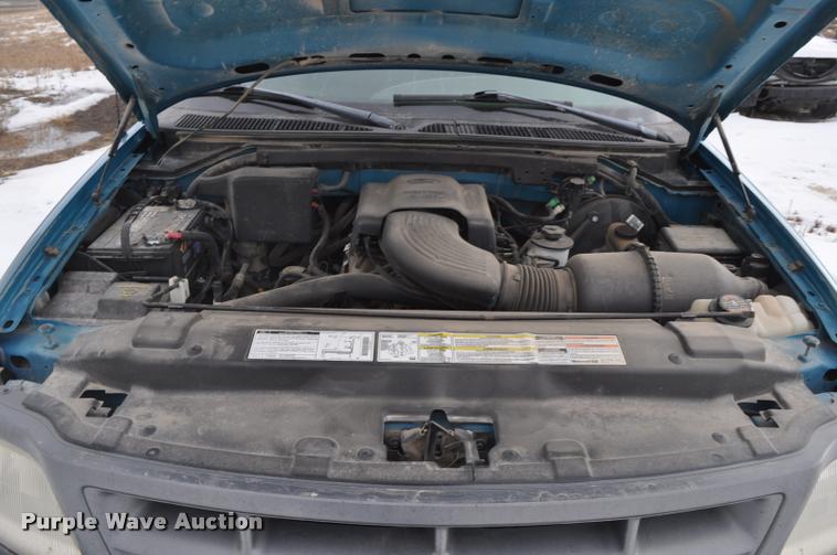 image for item L5151 1998 Ford F150 SuperCab pickup truck