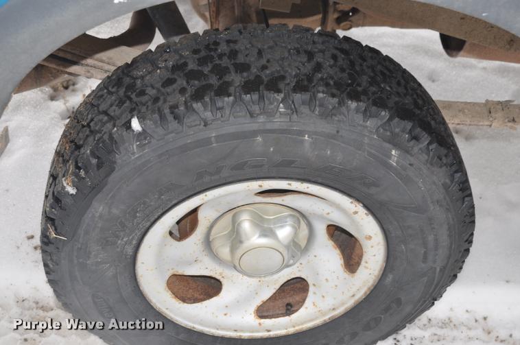 image for item L5151 1998 Ford F150 SuperCab pickup truck