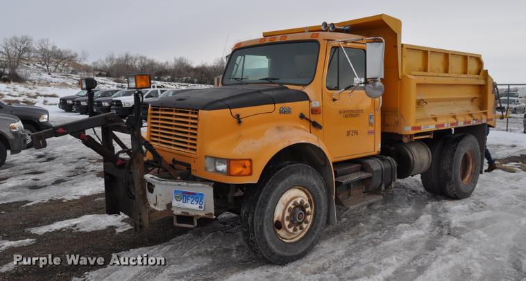 image for item L5155 1995 International 4700 dump truck