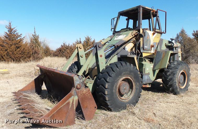 image for item AT9558 Case MW24C wheel loader