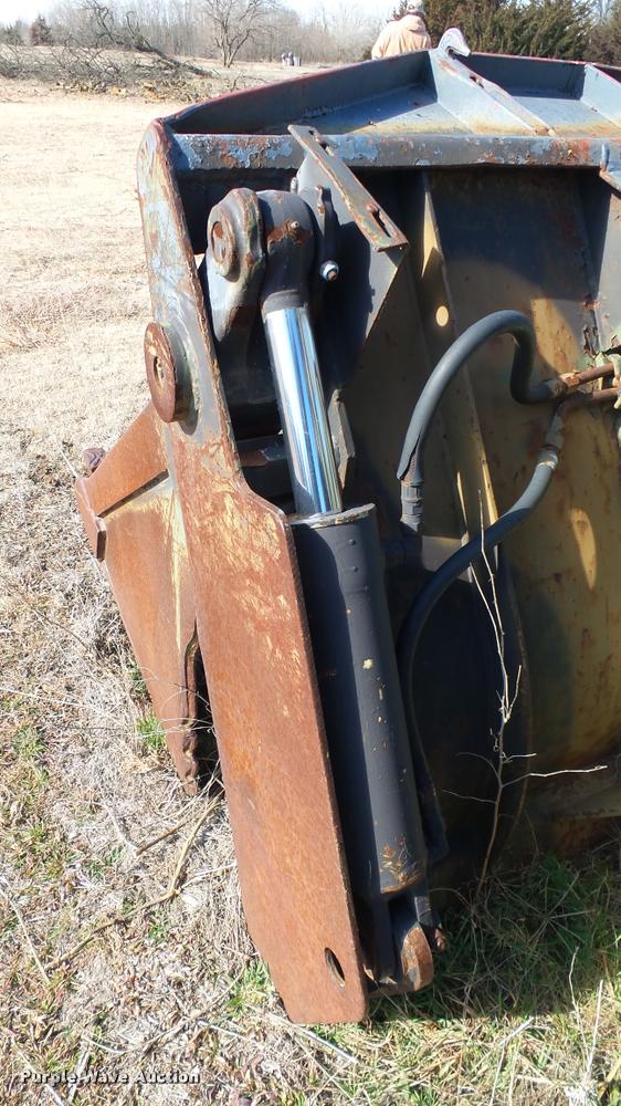 image for item AT9558 Case MW24C wheel loader