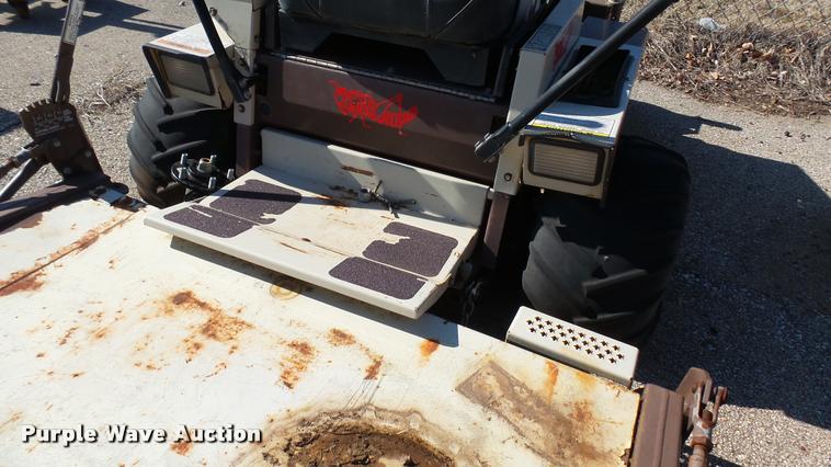 image for item AT9562 Grasshopper 721D lawn mower