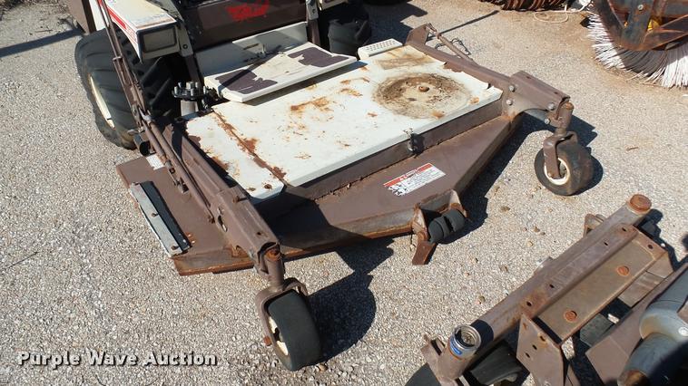 image for item AT9562 Grasshopper 721D lawn mower