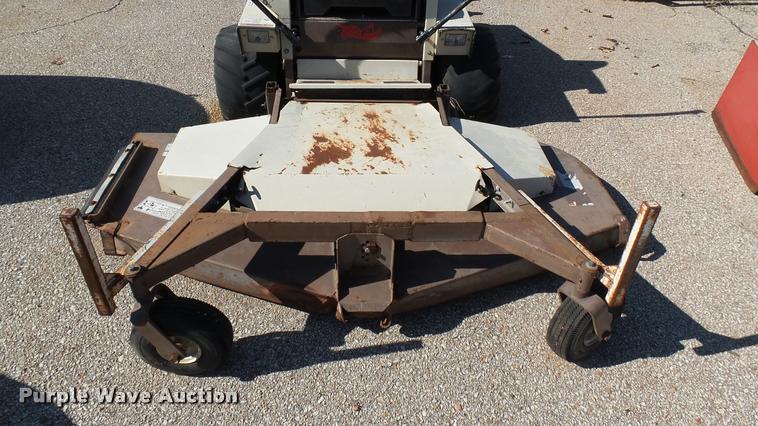 image for item AT9563 Grasshopper 721D lawn mower