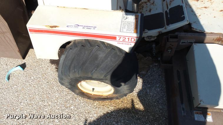 image for item AT9563 Grasshopper 721D lawn mower