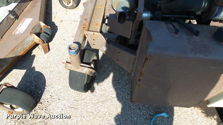 image for item AT9563 Grasshopper 721D lawn mower