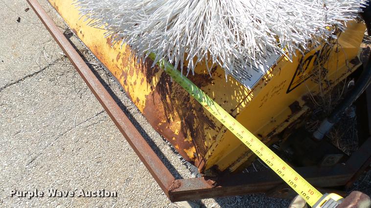 image for item AT9566 MB sweeper attachment