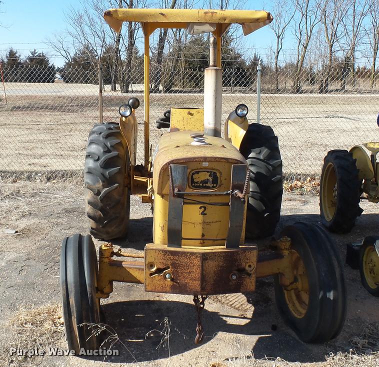 image for item AT9567 John Deere 300 tractor