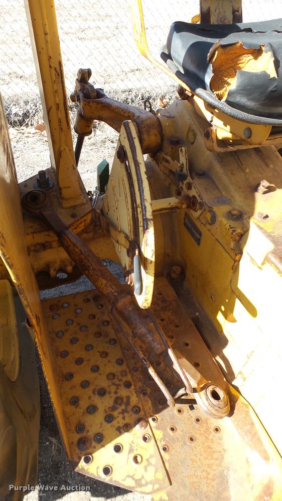 image for item AT9567 John Deere 300 tractor