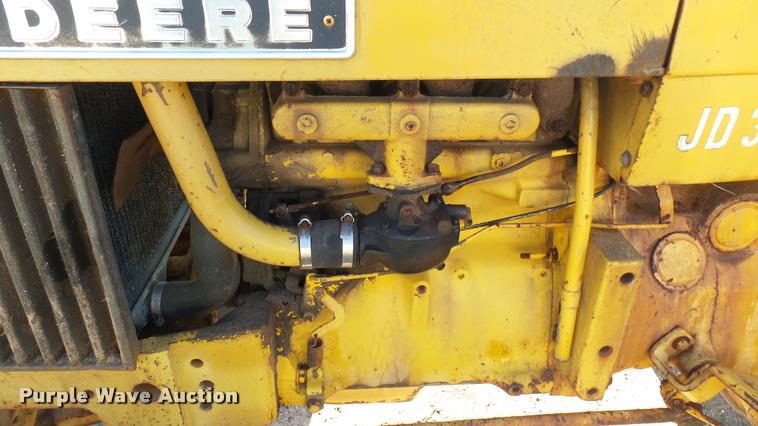 image for item AT9567 John Deere 300 tractor