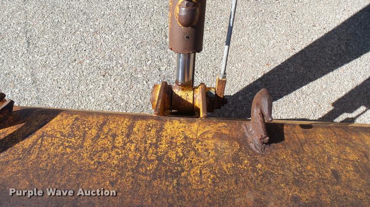 image for item AT9569 John Deere 301A tractor