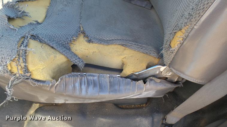 image for item AT9588 2001 Ford F150 pickup truck