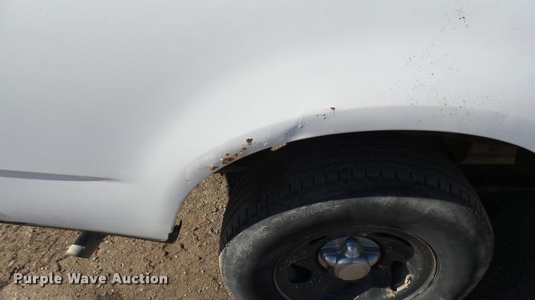 image for item AT9588 2001 Ford F150 pickup truck