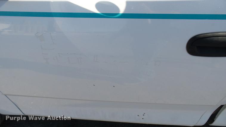 image for item AT9588 2001 Ford F150 pickup truck