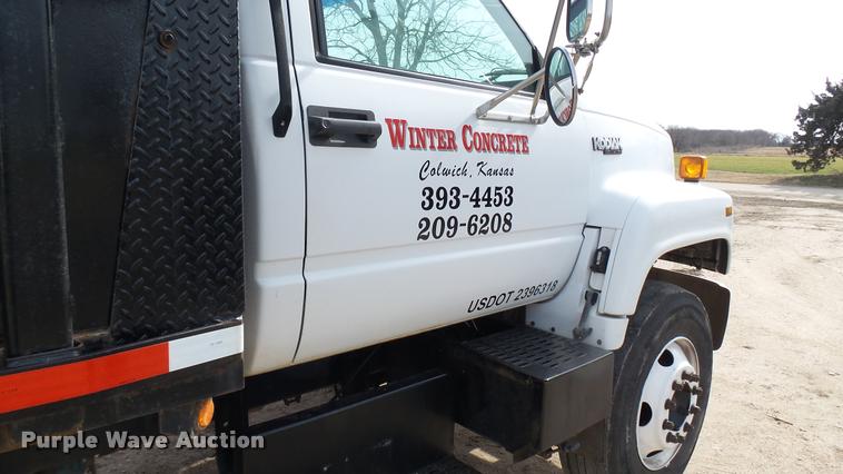 image for item AT9597 1996 Chevrolet Kodiak dump truck