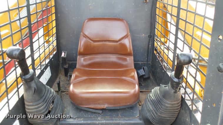 image for item AT9598 2003 Case 60XT skid steer