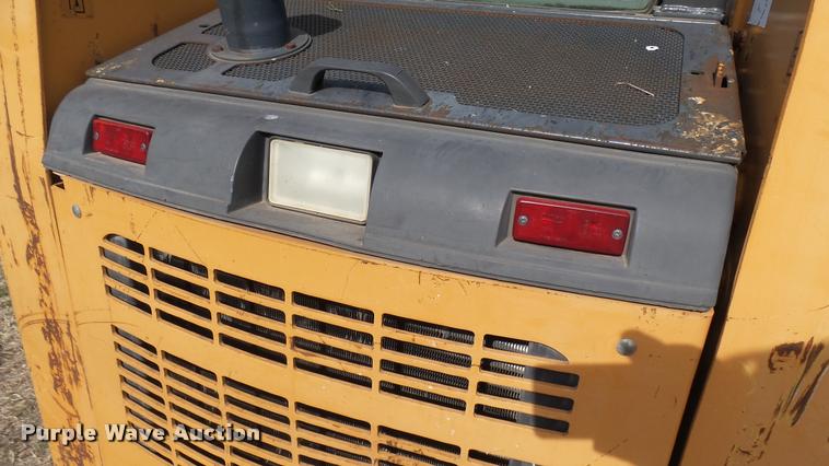 image for item AT9598 2003 Case 60XT skid steer