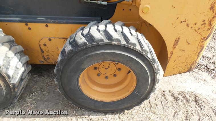 image for item AT9598 2003 Case 60XT skid steer