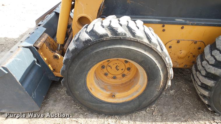image for item AT9598 2003 Case 60XT skid steer