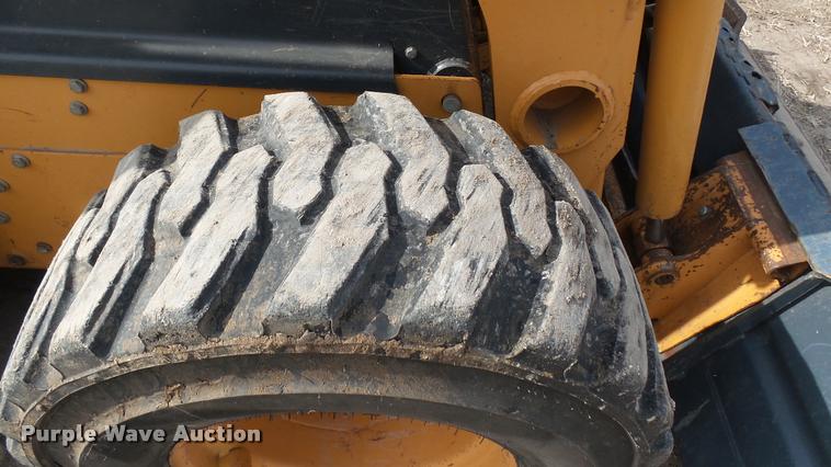 image for item AT9598 2003 Case 60XT skid steer