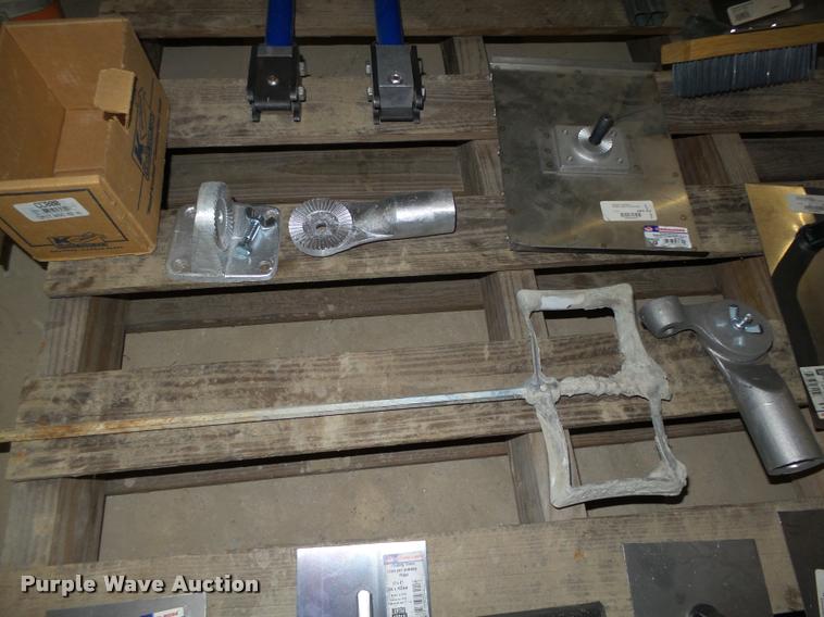 image for item AU9688 Tools